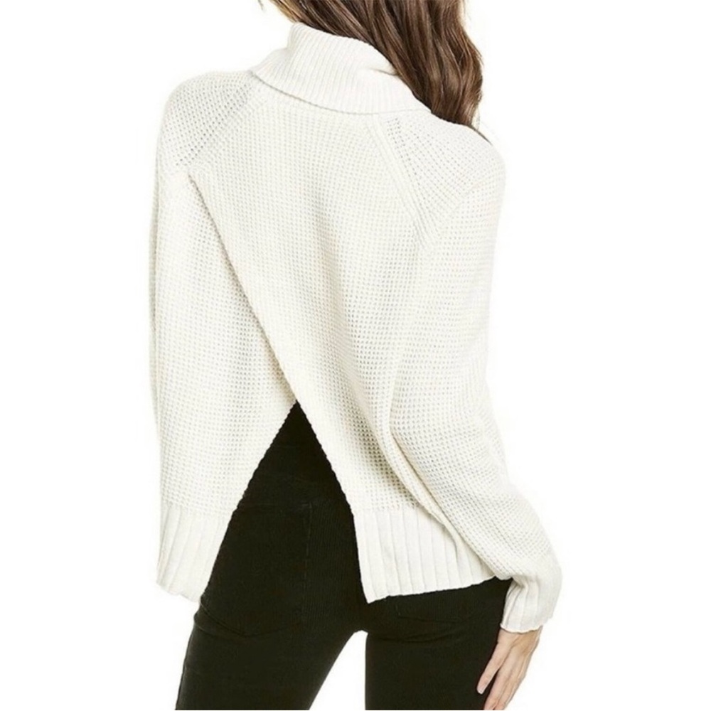Madewell Eastbrook Turtleneck Cross-Back Sweater in Cream